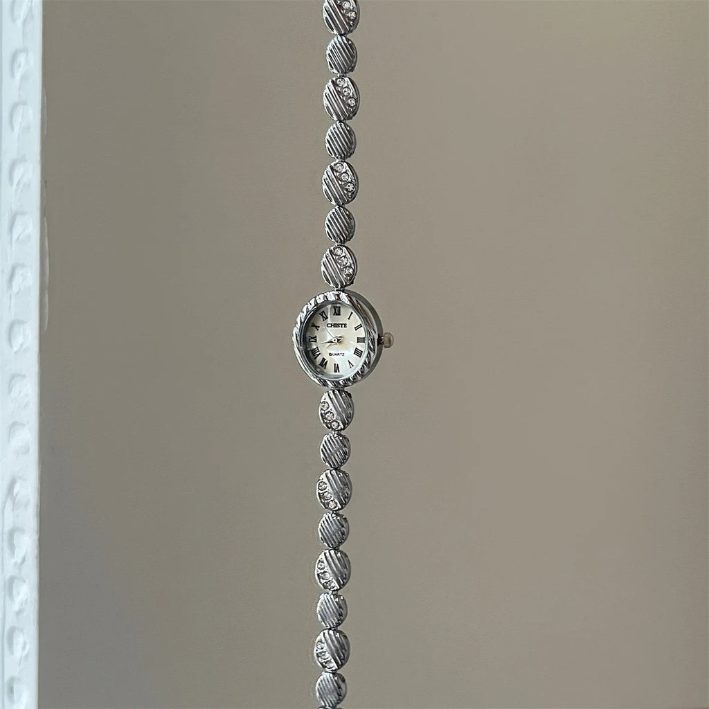 Luxury French Women's Watch – Oval Dial & Metallic Finish