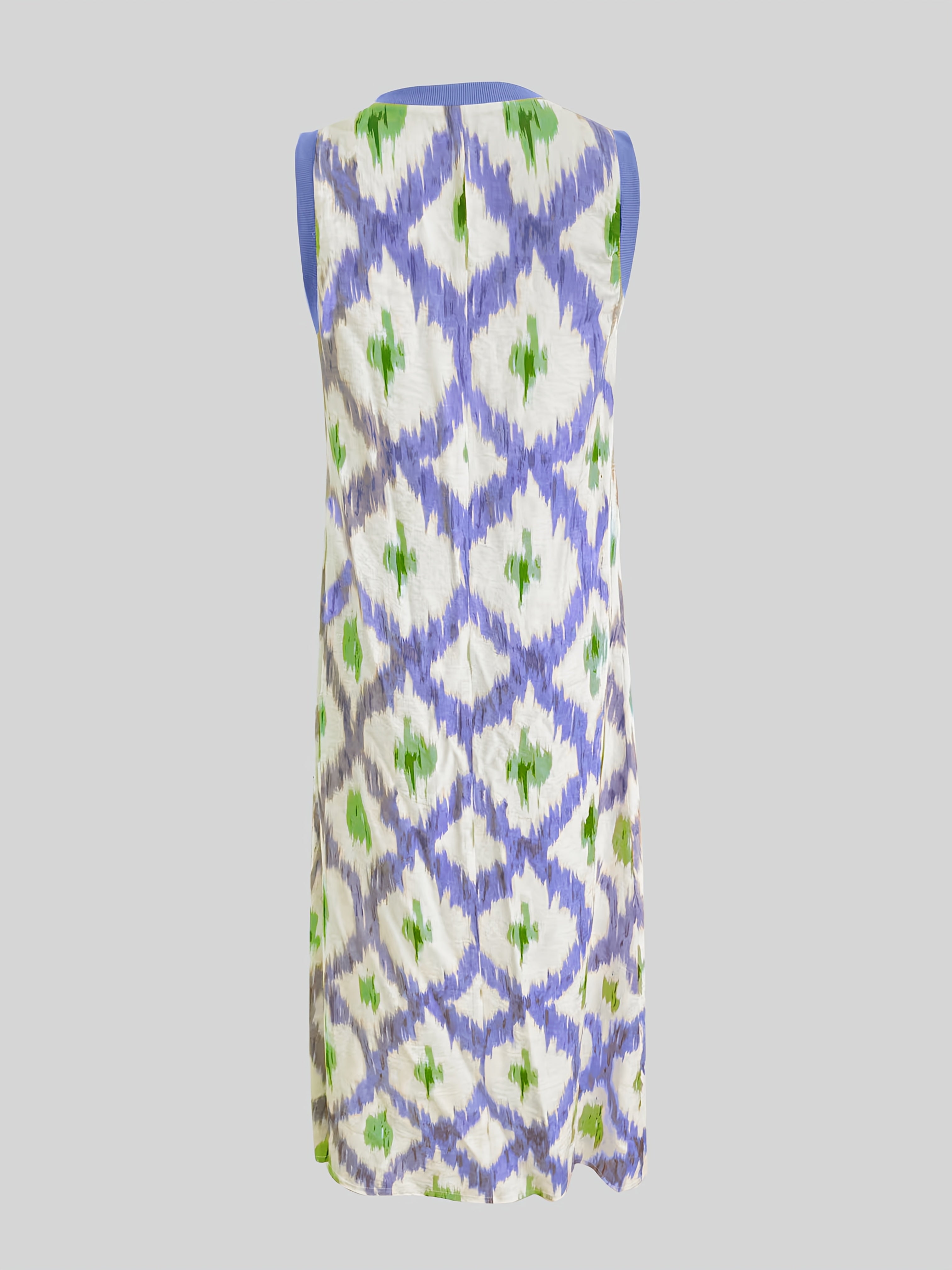 Sleeveless V-neck boho dress with loose fit and patchwork detail, perfect for casual and vacation wear