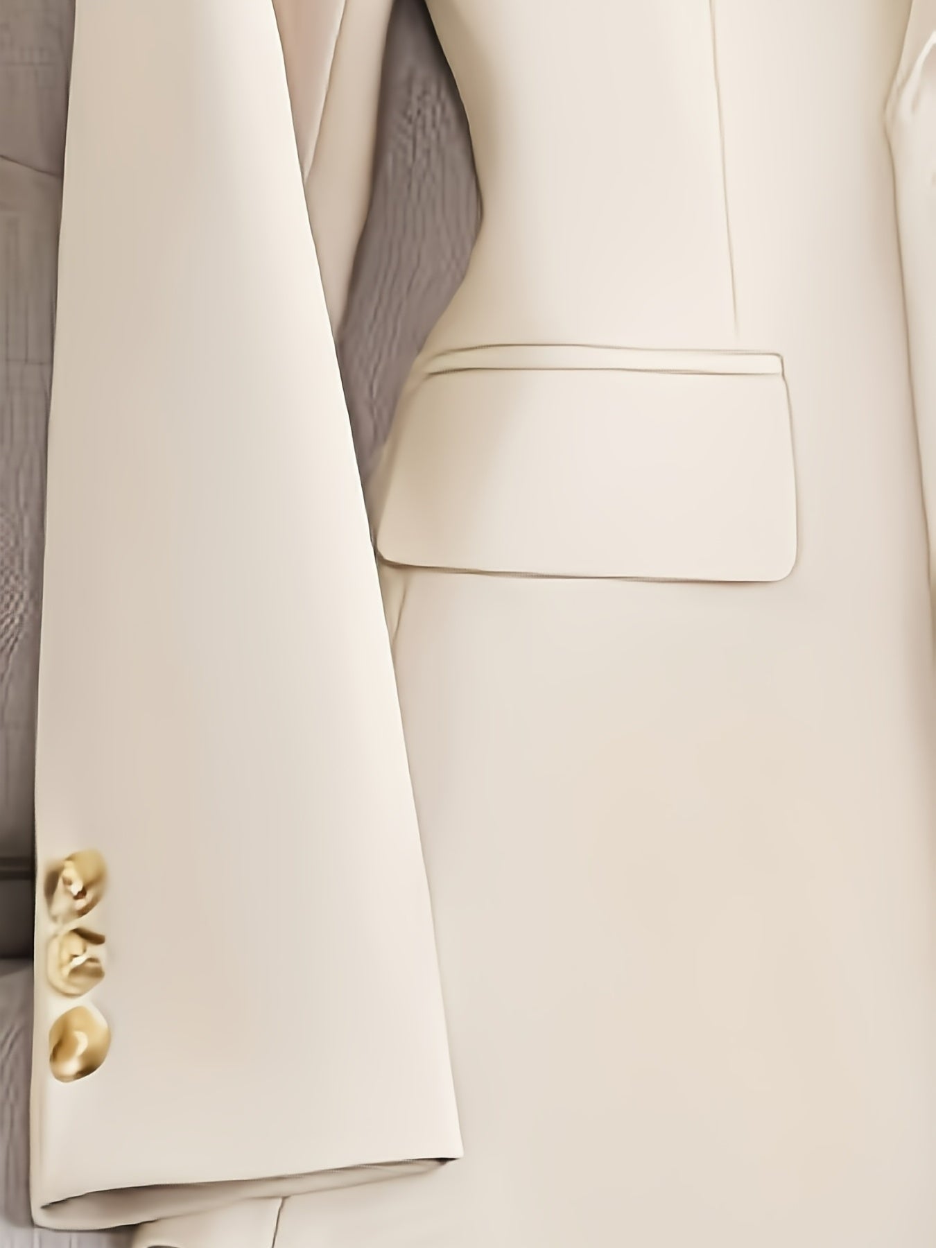 Structured women’s blazer with notch lapel and H-line silhouette, ideal for business, formal, or professional wear